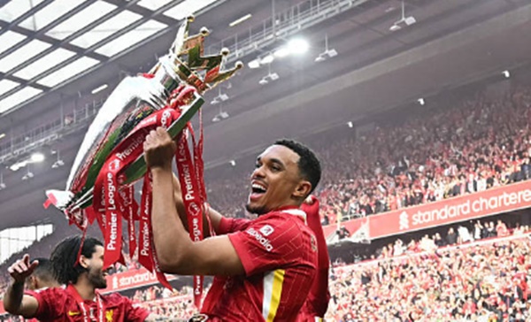 HLV Arne Slot tiếc nuối khi Trent Alexander-Arnold rời Liverpool