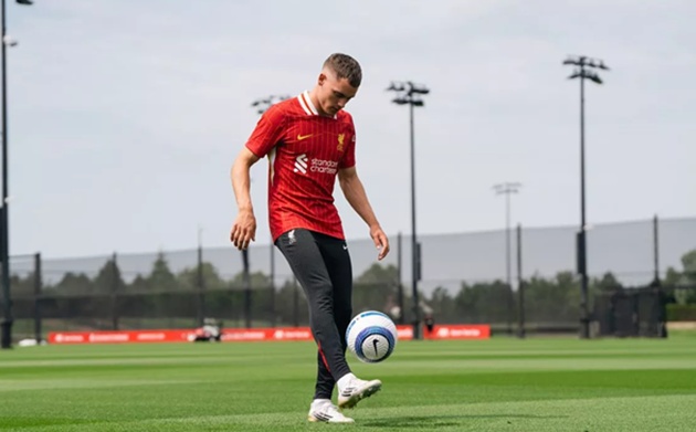Liverpool kỷ nguyên mới: Arne Slot phá vỡ kỷ lục chuyển nhượng, khép lại triết lý của Klopp